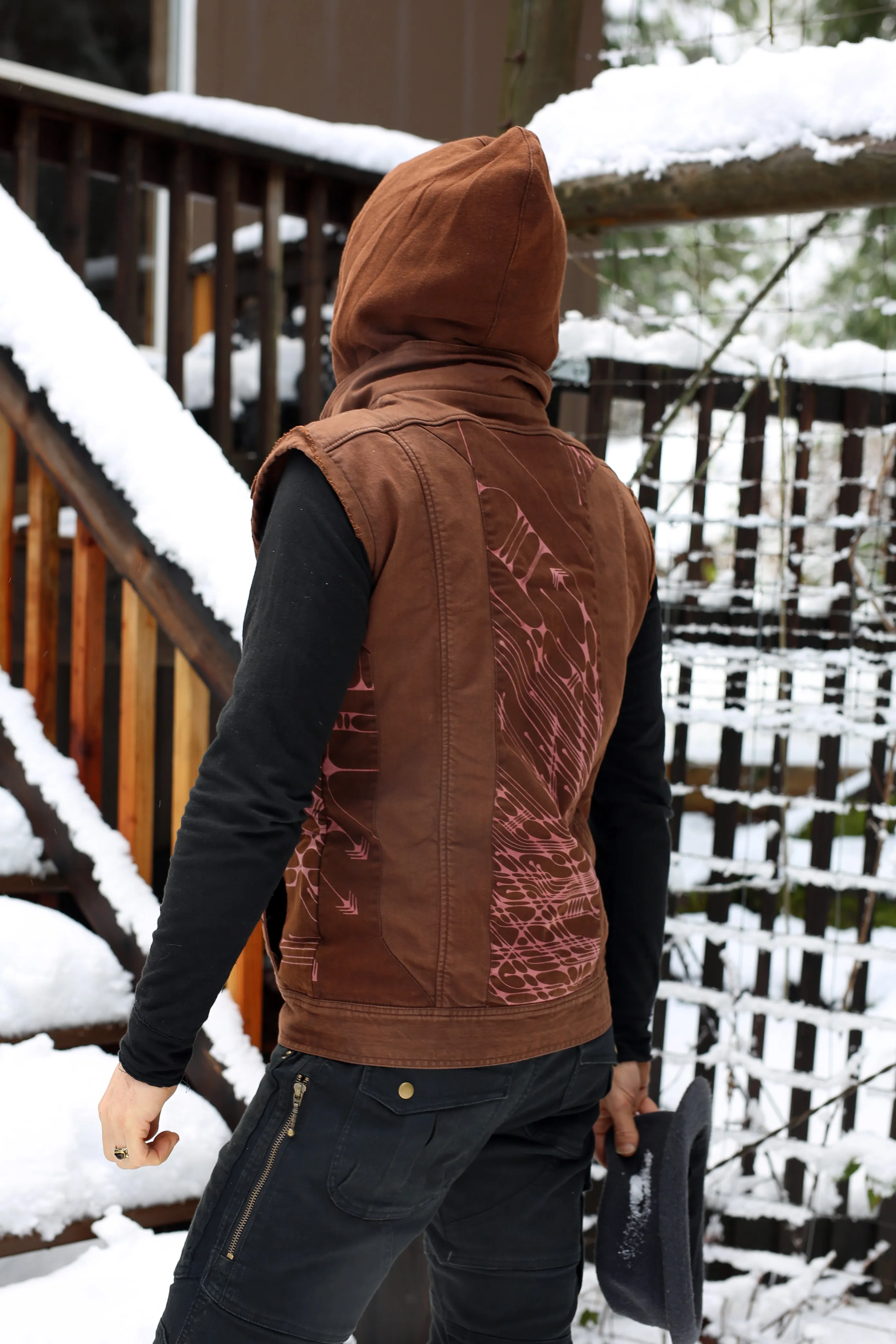 Sigil Vest w/EMF Blocking Hood - Rust Arrows